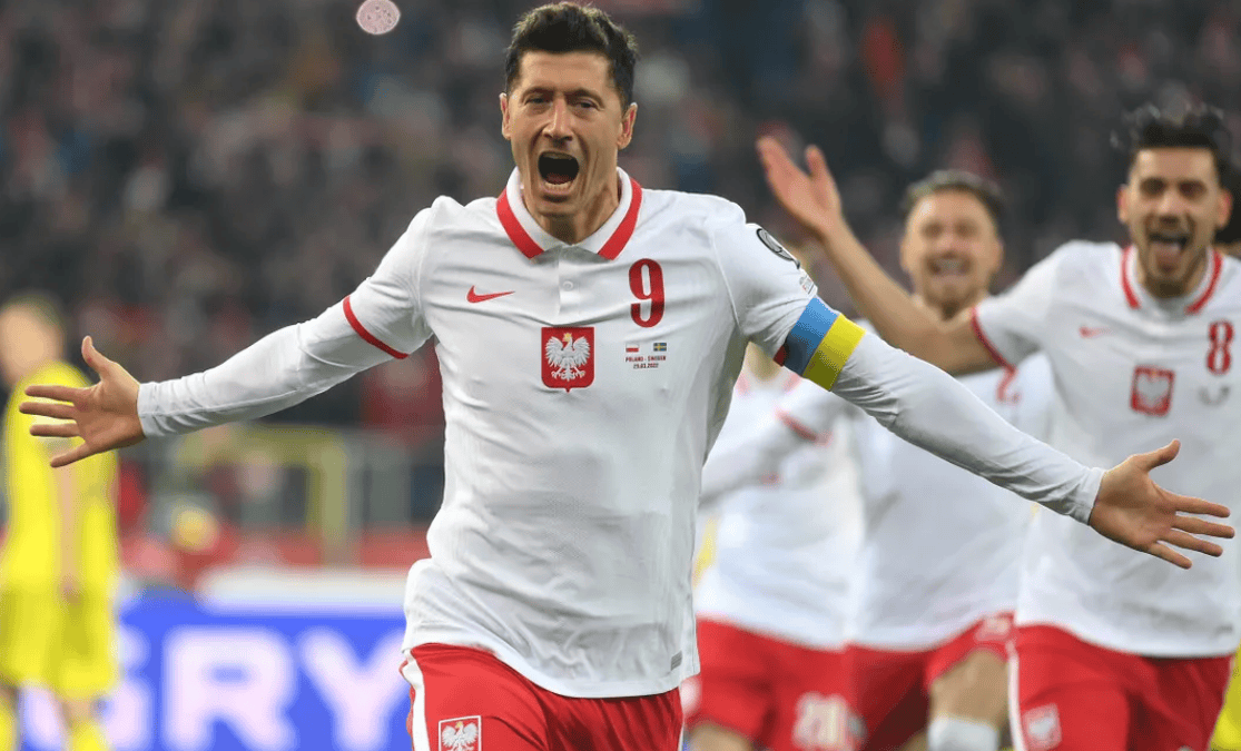 波兰国家队在国际比赛中表现抢眼 波兰国家队在国际比赛中表现抢眼