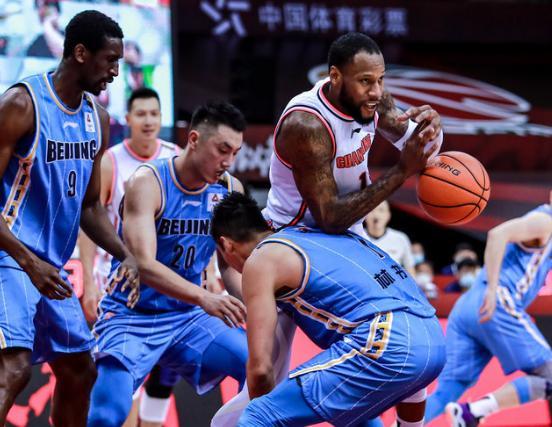 维罗纳球员誓言争取连胜,全力夺取下一个胜利的简单介绍 维罗纳球员誓言争取连胜,全力夺取下一个胜利的简单介绍