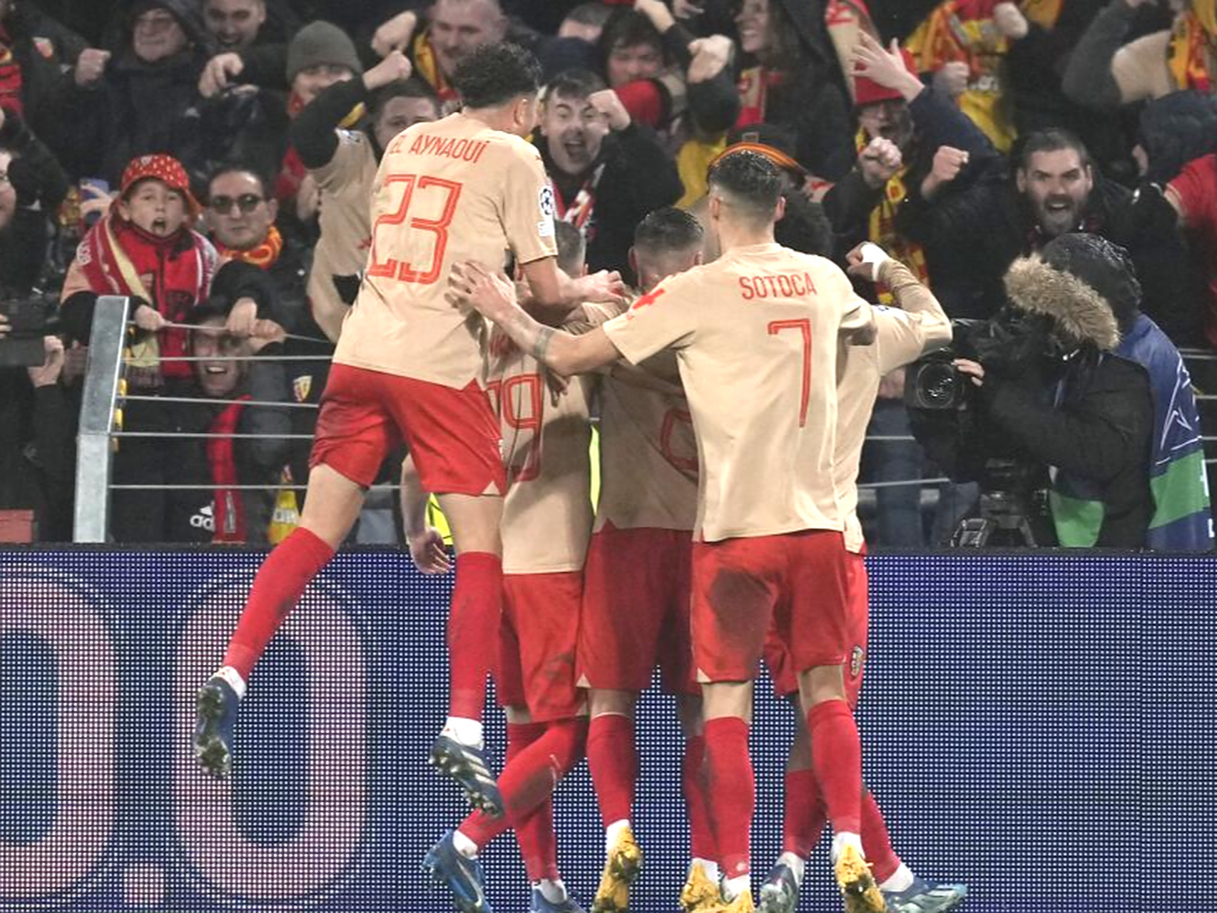 塞维利亚客场出战，决心夺取胜利