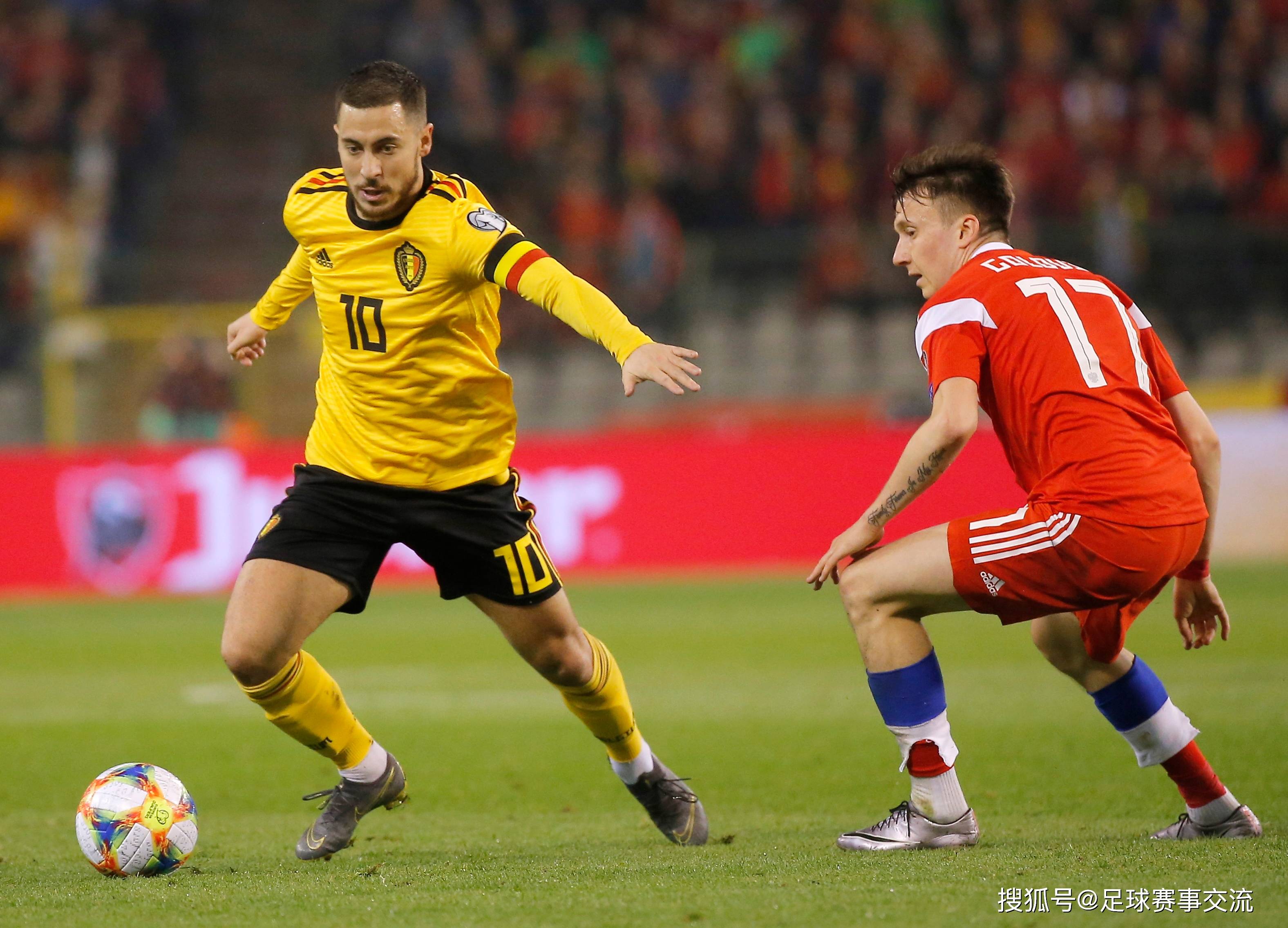 热血足球比赛即将开始,各队备战 热血足球比赛即将开始,各队备战