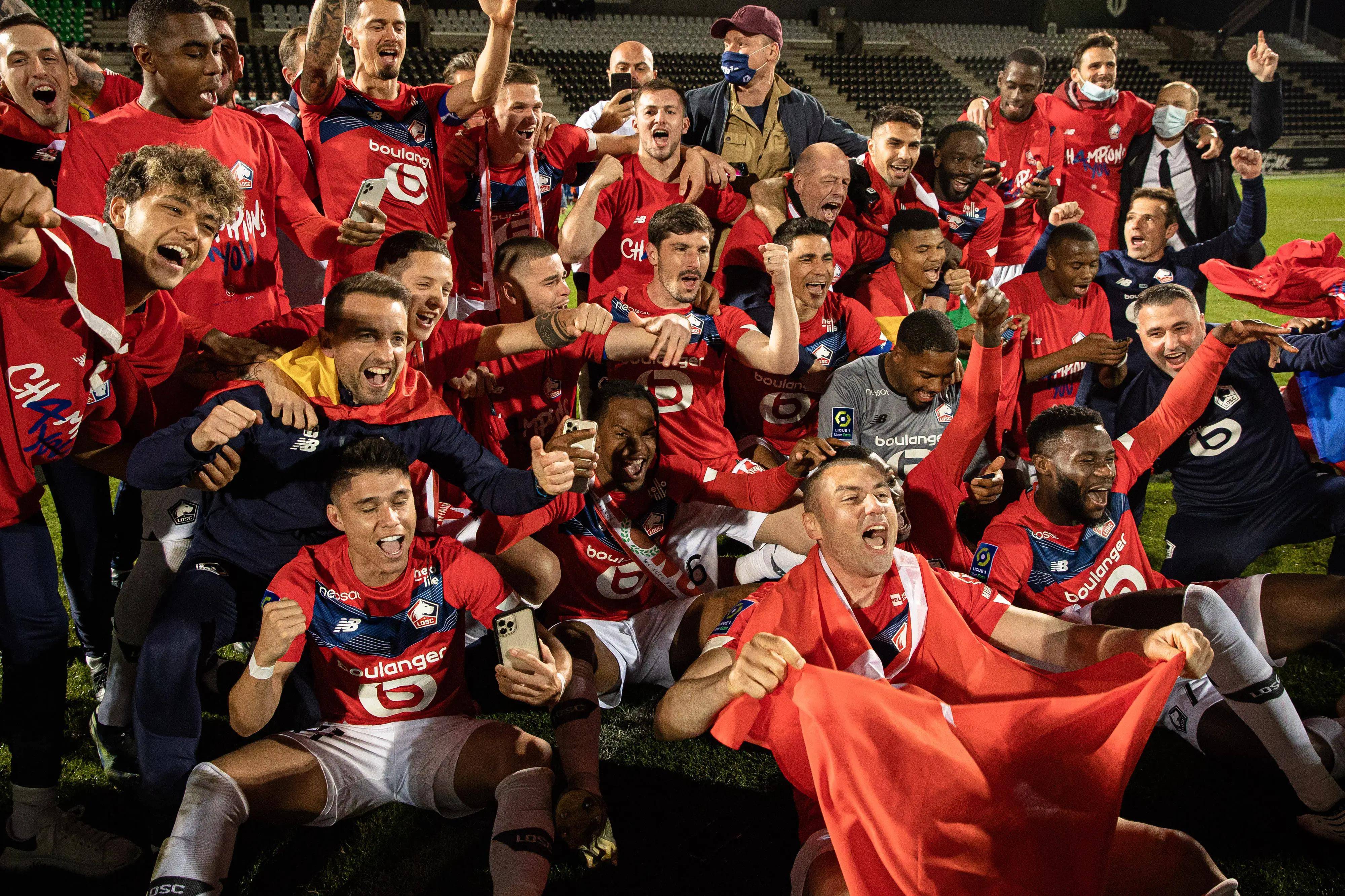 包含法罗群岛队在国际比赛中遭遇严峻考验的词条 包含法罗群岛队在国际比赛中遭遇严峻考验的词条